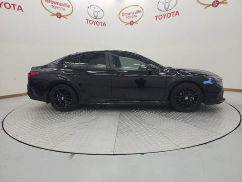 Used 2026 Toyota Camry SE w/ Convenience Package FWD image 3