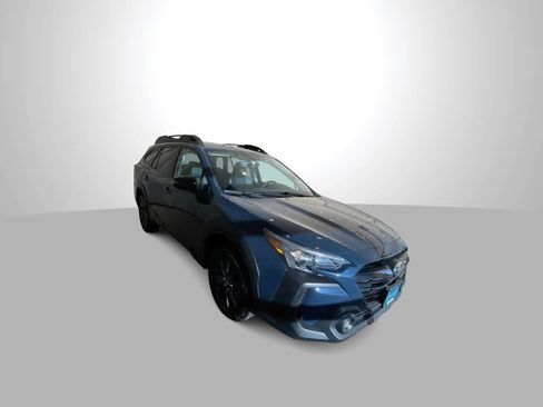 Used 2023 Subaru Outback Onyx Edition XT AWD/4WD image 2