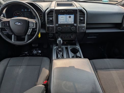 Used 2016 Ford F150 XLT w/ Equipment Group 302A Luxury AWD/4WD image 21