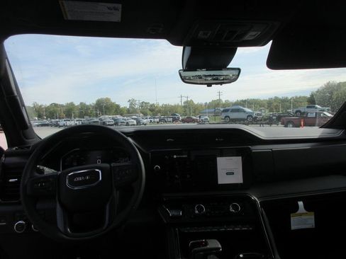 New 2026 GMC Sierra 1500 AT4X w/ AT4X AEV Edition image 17