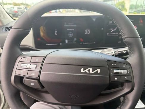 Used 2026 Kia K4 EX FWD image 14
