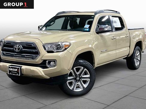 Used 2016 Toyota Tacoma Limited w/ Towing Package image 1