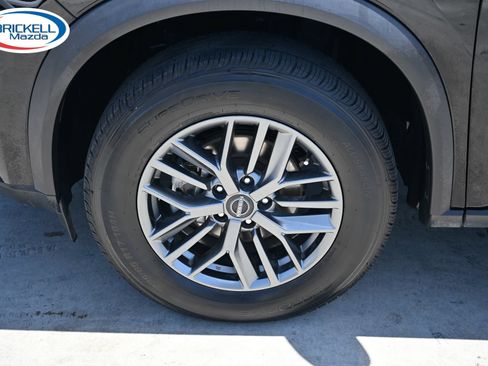 Used 2023 Nissan Rogue S FWD image 34