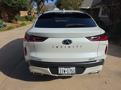 Used 2023 INFINITI QX55 Essential image 9