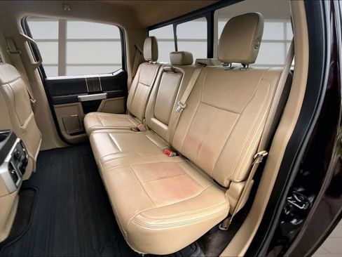 Used 2018 Ford F150 Lariat w/ Equipment Group 502A Luxury AWD/4WD image 27