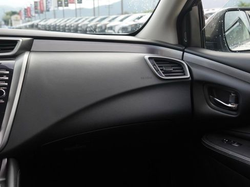 Certified 2024 Nissan Murano SV w/ SV Midnight Edition Package image 20