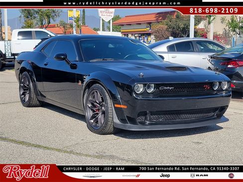 Used 2021 Dodge Challenger R/T Scat Pack image 1