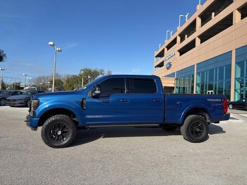 Certified 2022 Ford F250 Lariat w/ Tremor Off-Road Package image 2