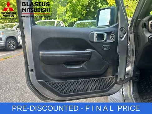 Used 2020 Jeep Wrangler Sport AWD/4WD image 11