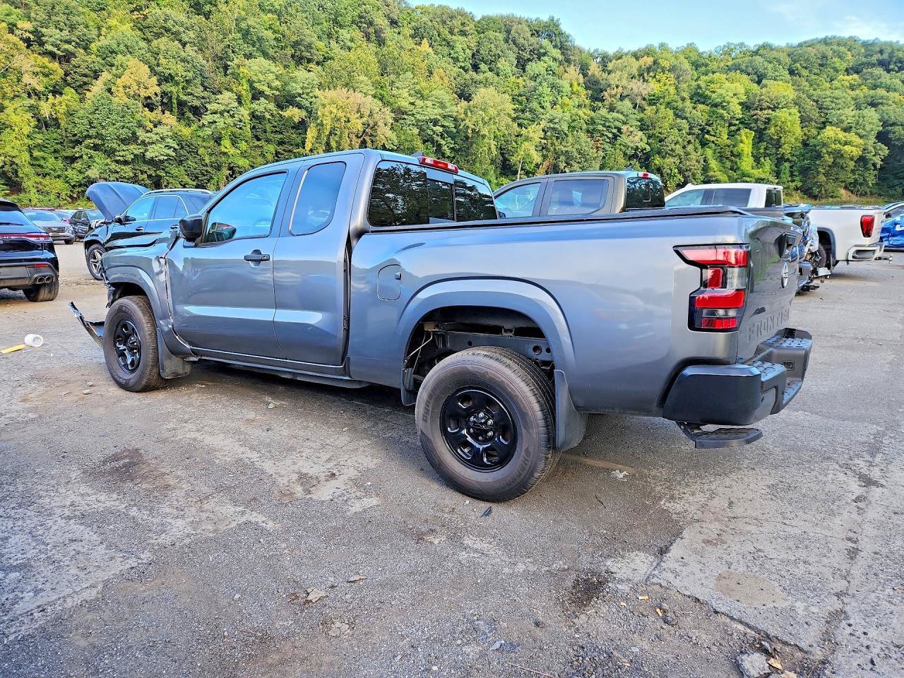 Used 2026 Nissan Frontier S AWD/4WD image 4