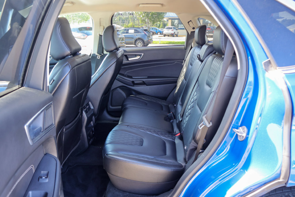 Used 2024 Ford Edge Titanium AWD/4WD image 9
