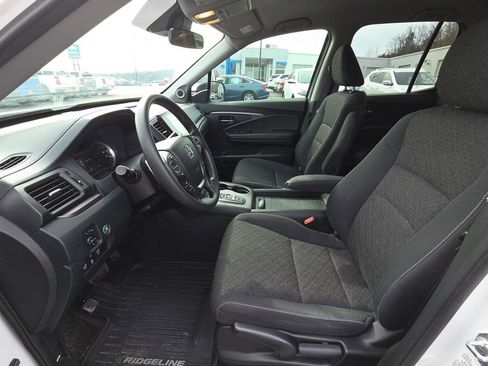 Used 2023 Honda Ridgeline Sport image 16