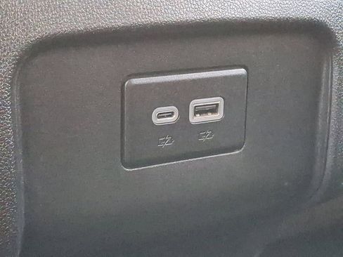 Used 2023 Chevrolet Blazer LT image 14