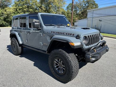 Used 2024 Jeep Wrangler Unlimited Rubicon 392 image 2