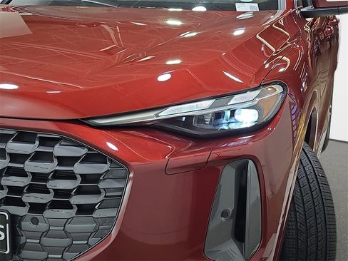 New 2025 Audi Q5 2.0T Premium image 31