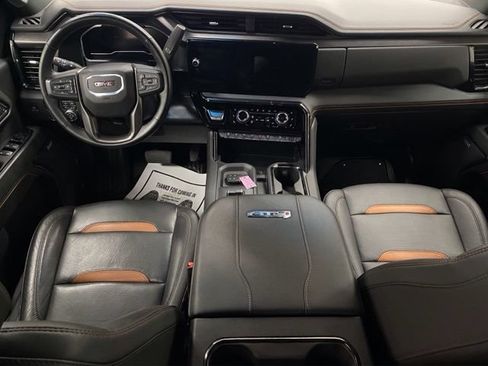 Used 2024 GMC Sierra 2500 AT4 w/ AT4 Preferred Package AWD/4WD image 34