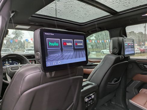 Used 2023 GMC Yukon Denali Ultimate image 18