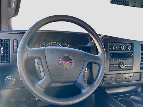 Used 2022 GMC Savana 2500 w/ Driver Convenience Package image 10