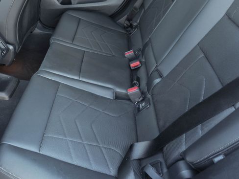 Certified 2025 BMW X2 xDrive28i image 31