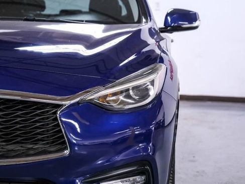 Used 2018 INFINITI QX30 Premium w/ Cargo Package image 46