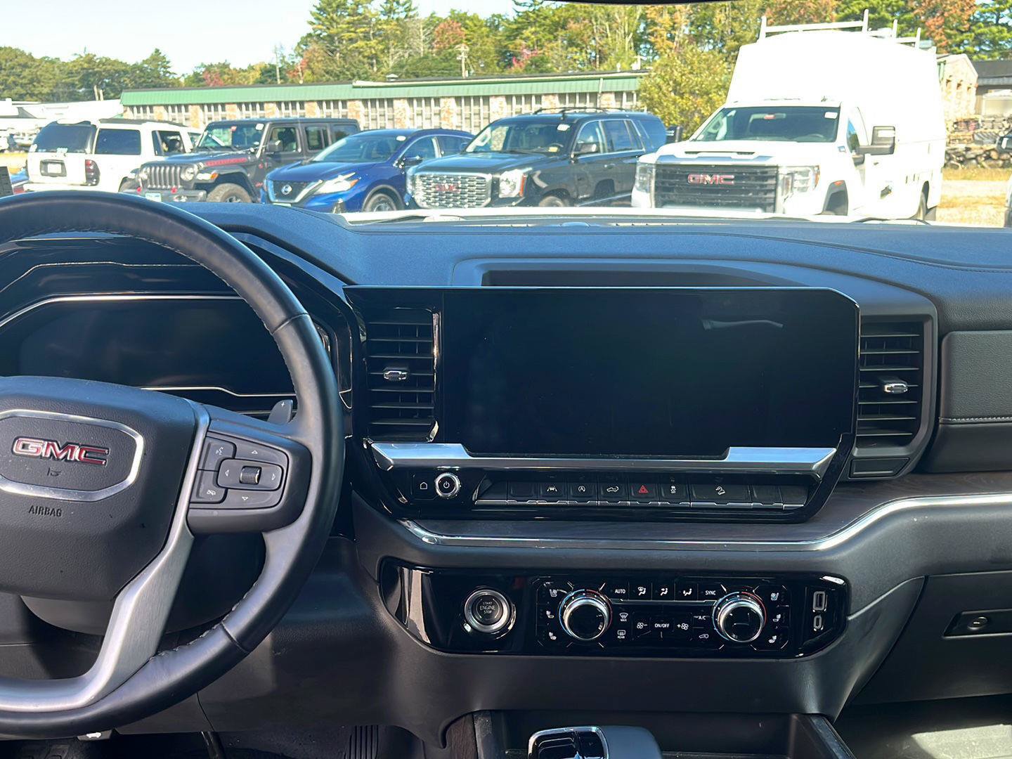 Certified 2023 GMC Sierra 1500 SLT w/ SLT Premium Package AWD/4WD image 13
