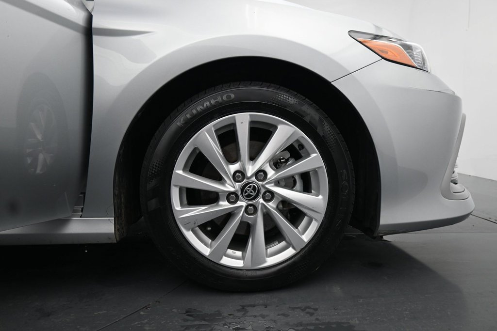 Used 2023 Toyota Camry LE AWD/4WD image 13