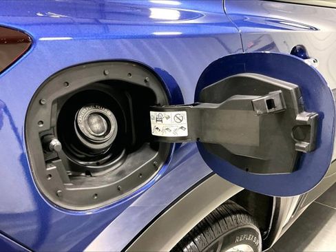 Used 2023 Nissan Rogue SV image 42