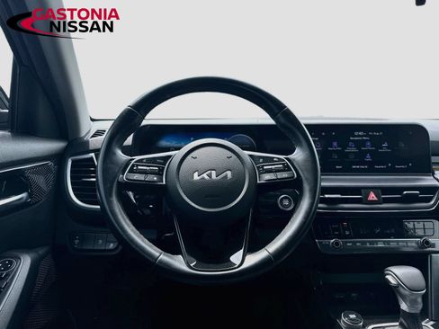 Used 2024 Kia Seltos S FWD image 30