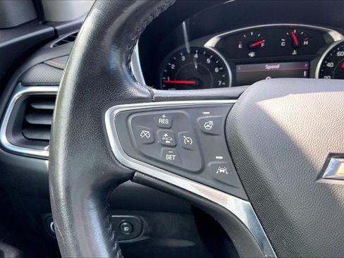 Used 2022 Chevrolet Equinox Premier AWD/4WD image 17