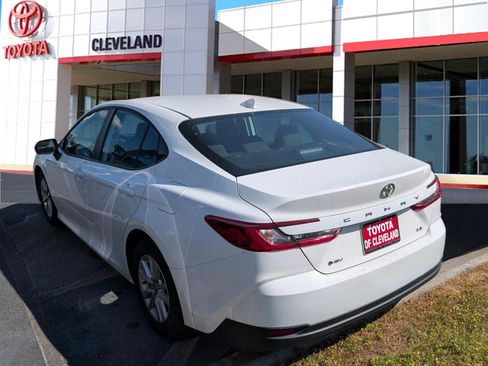 Used 2025 Toyota Camry LE FWD image 7
