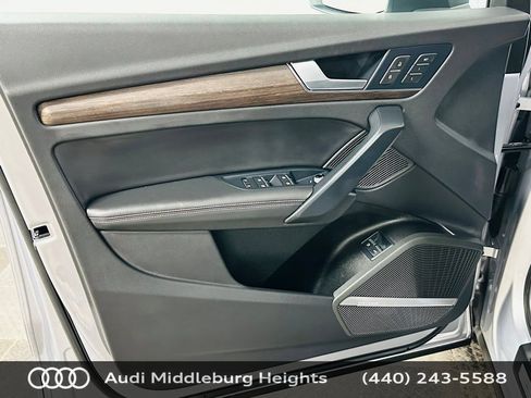 Certified 2024 Audi Q5 e Premium Plus AWD/4WD image 28