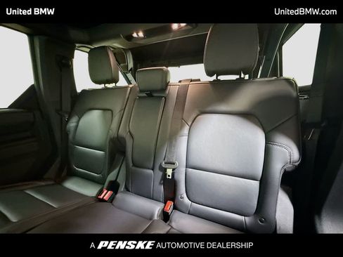 Used 2025 Ford Bronco Outer Banks AWD/4WD image 12