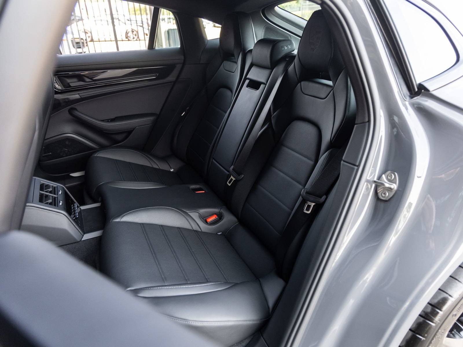 New 2026 Porsche Panamera 4 AWD/4WD image 39