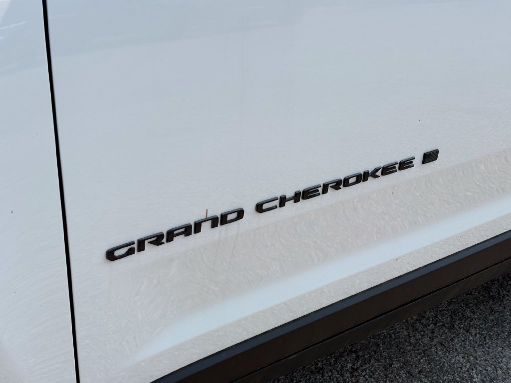 New 2026 Jeep Grand Cherokee 2WD image 10