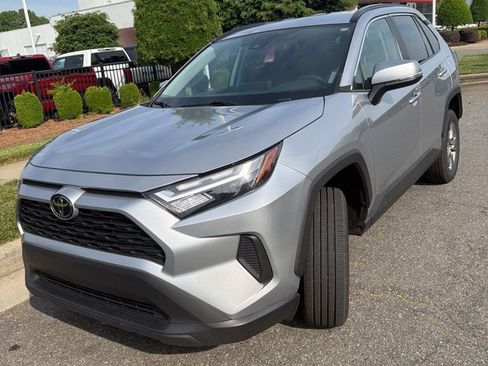 Used 2023 Toyota RAV4 XLE FWD image 3