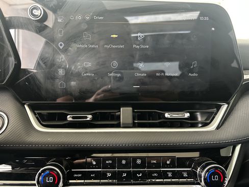 Used 2026 Chevrolet Equinox LT w/ Convenience Package II FWD image 13