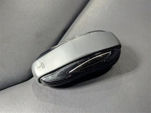 Used 2019 Tesla Model X 100D image 19