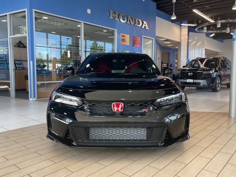 Used 2026 Honda Civic Type R image 8