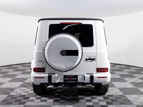 Used 2023 Mercedes-Benz G 550 image 6