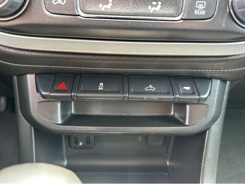 Certified 2022 GMC Canyon Elevation AWD/4WD image 22