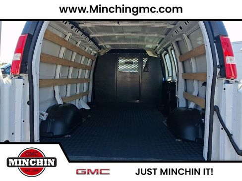 Used 2024 GMC Savana 2500 w/ Driver Convenience Package RWD image 23