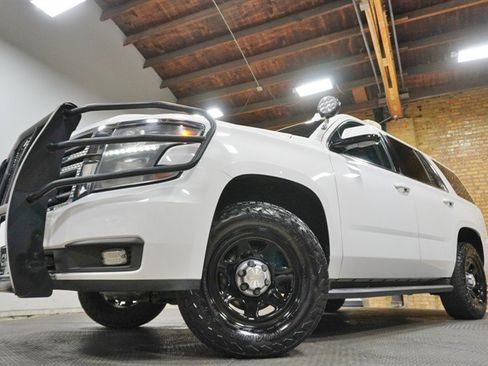 Used 2020 Chevrolet Tahoe 2WD image 3