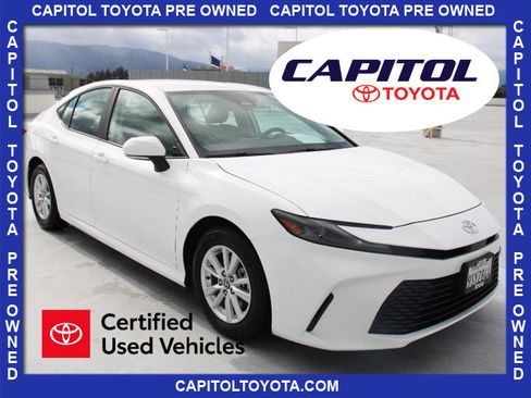 Certified 2025 Toyota Camry LE image 1