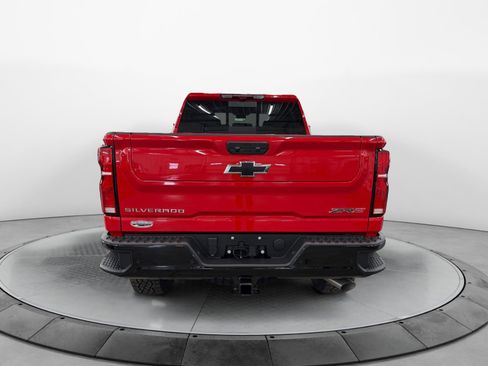 New 2026 Chevrolet Silverado 2500 ZR2 AWD/4WD image 6