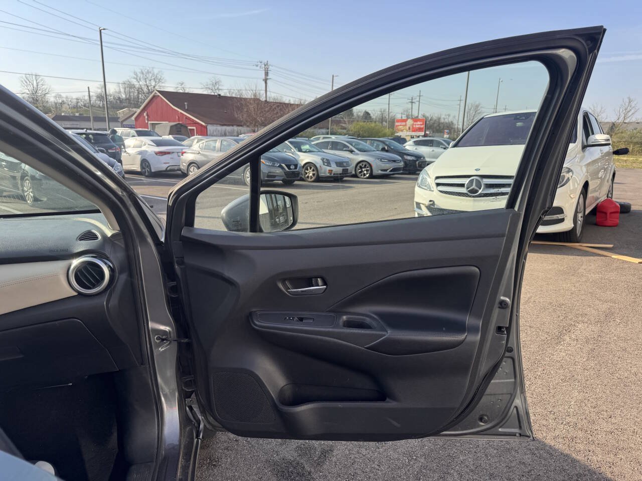 Used 2020 Nissan Versa SV FWD image 20