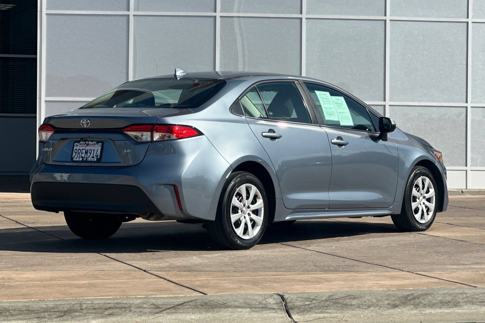 Certified 2025 Toyota Corolla LE FWD image 4