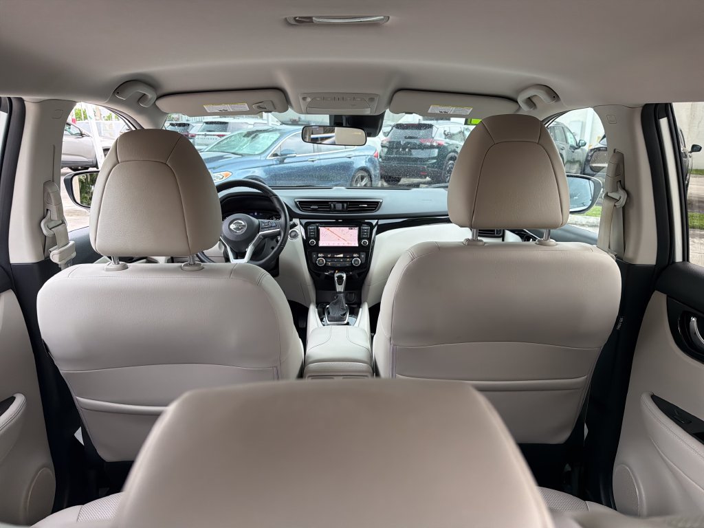 Used 2021 Nissan Rogue Sport SL FWD image 35