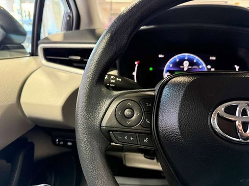 Used 2026 Toyota Corolla LE image 12