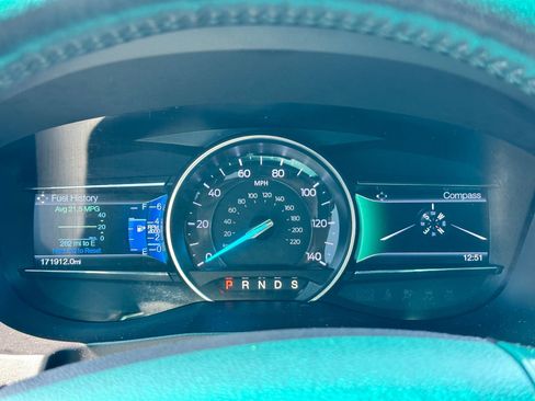 Used 2017 Ford Explorer XLT w/ Equipment Group 201A image 17