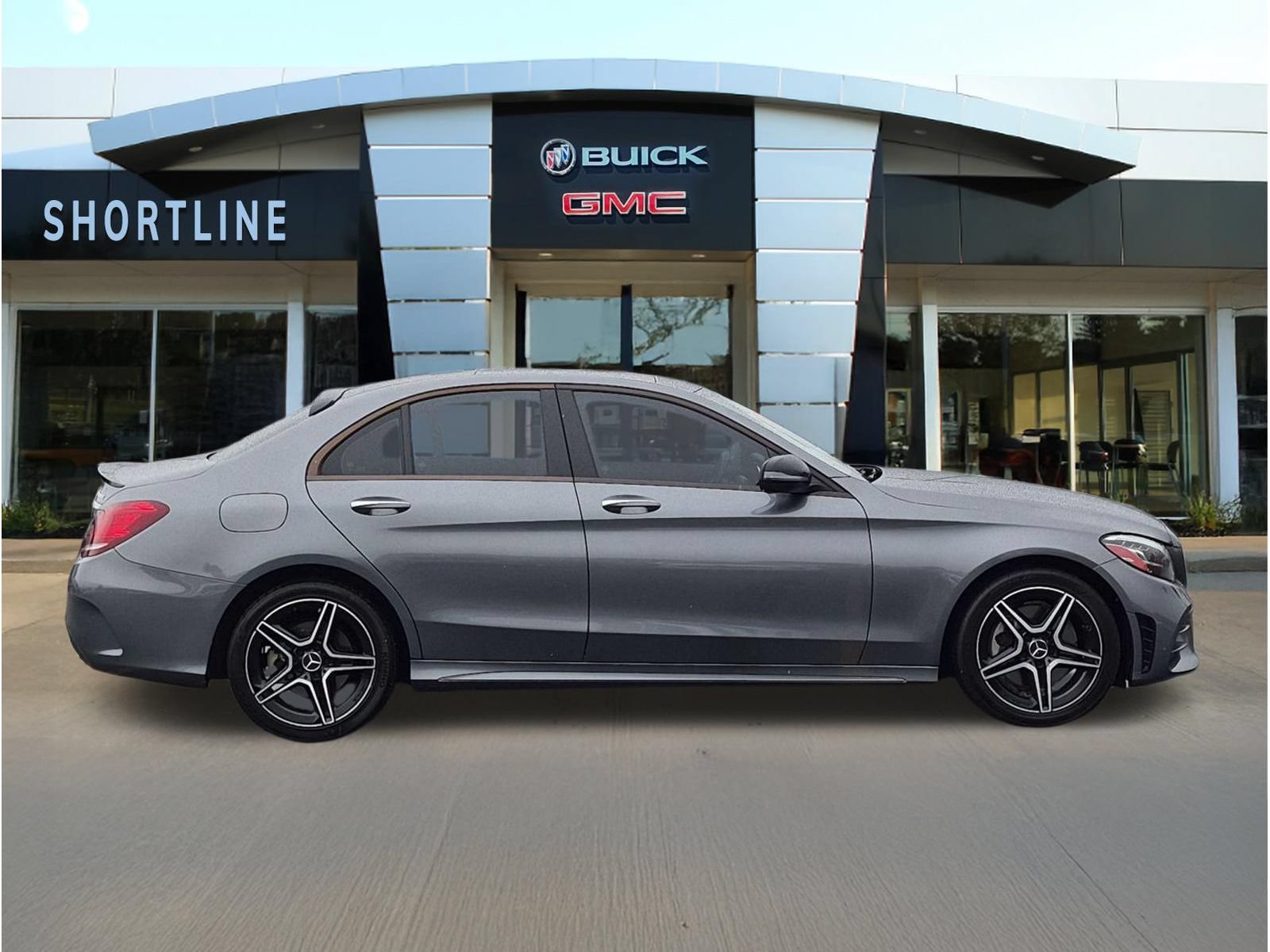 Used 2021 Mercedes-Benz C 300 4MATIC Sedan image 2